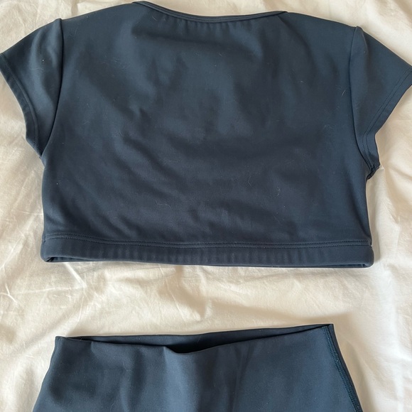 Set Active Top (S) - Picture 4 of 4